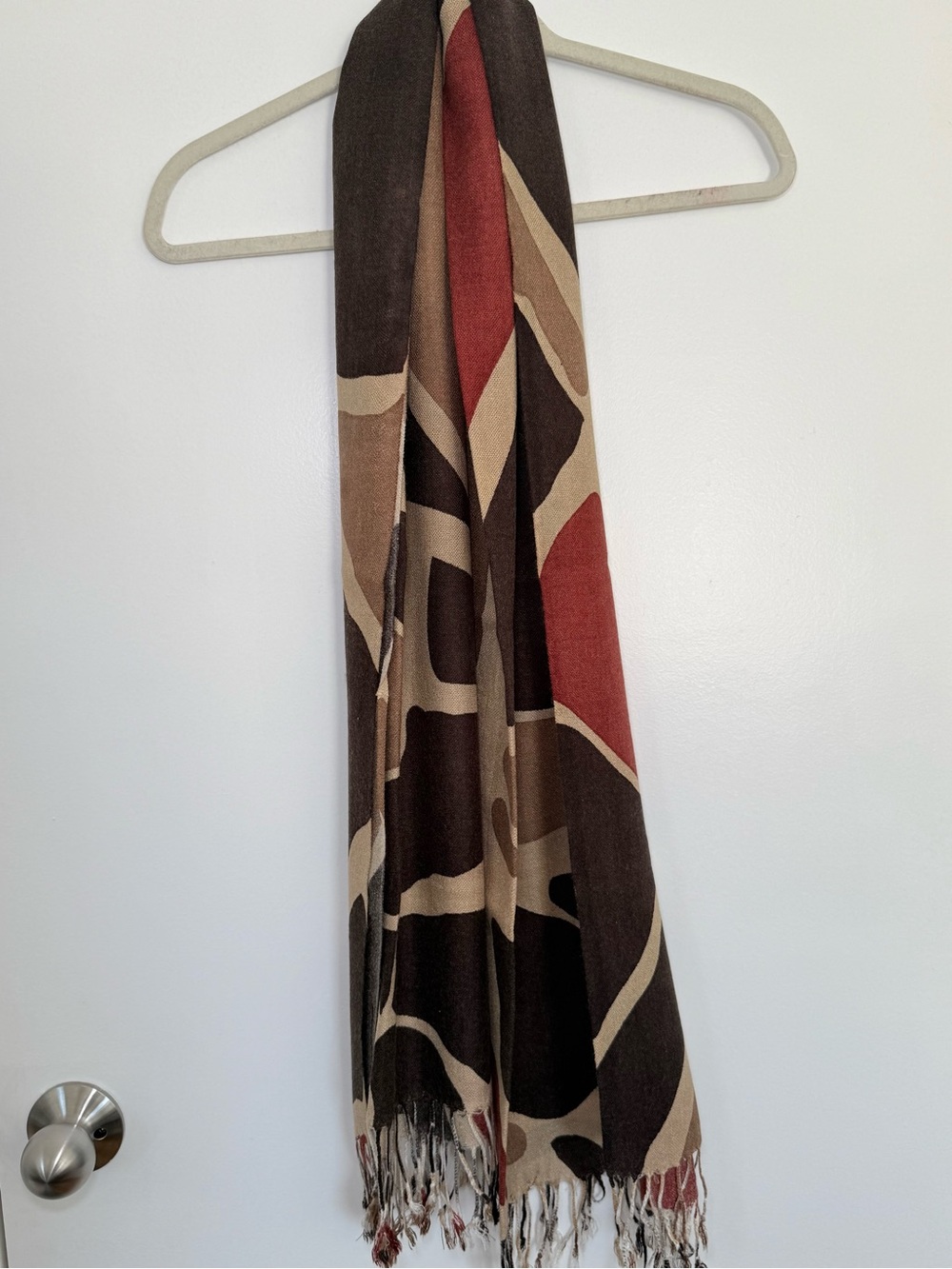 Abstract Print Fringe Scarf – Brown, Tan & Red